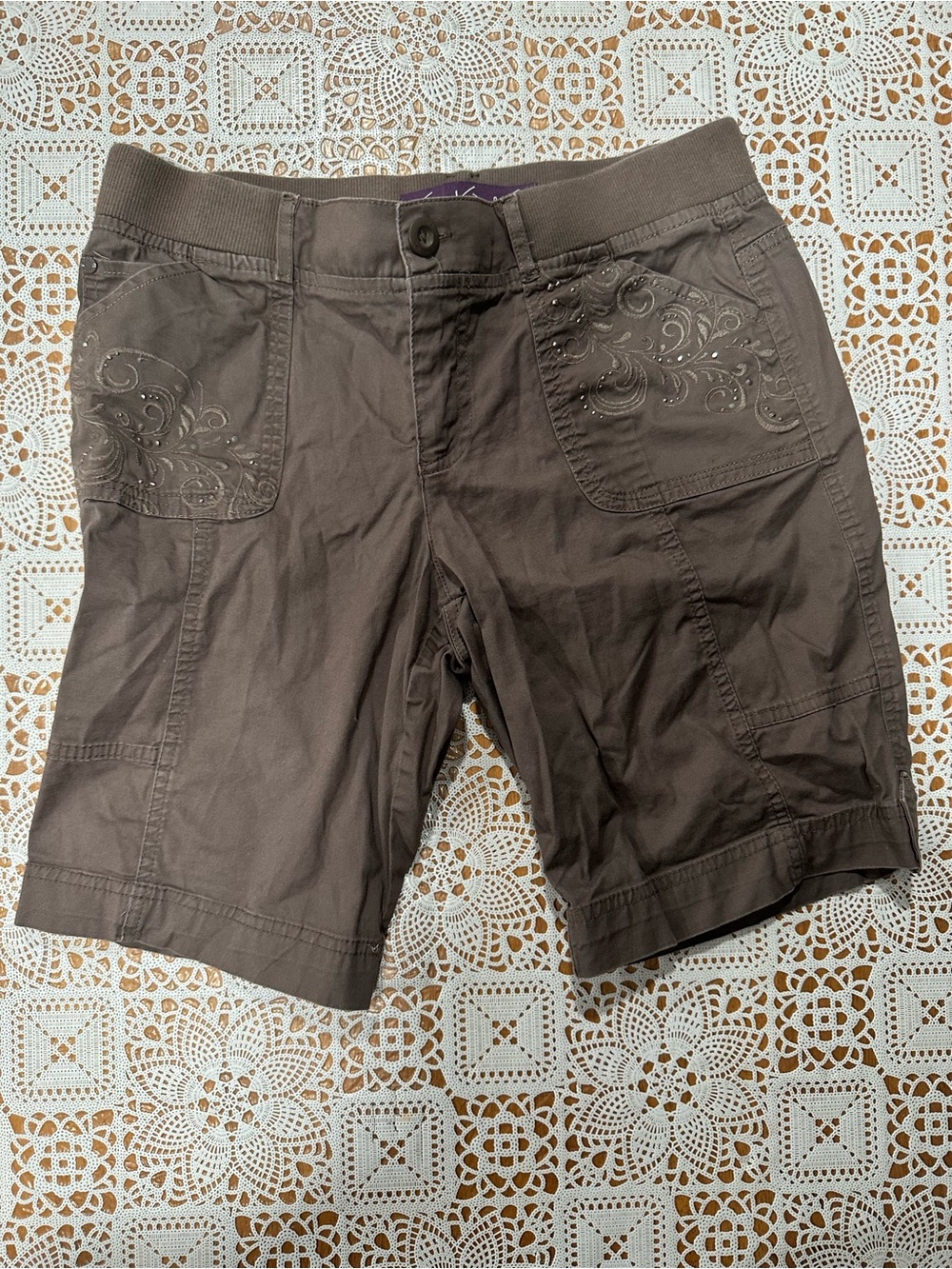 Gloria Vanderbilt Shorts 8P Brown Bermuda Embroidered Rhinestone Stretch